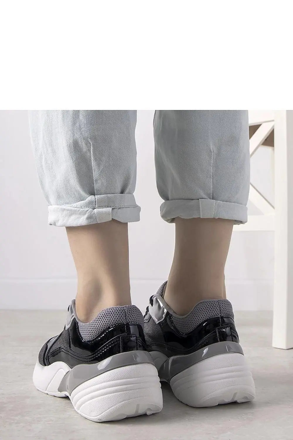  Baskets model 208053 Solea 