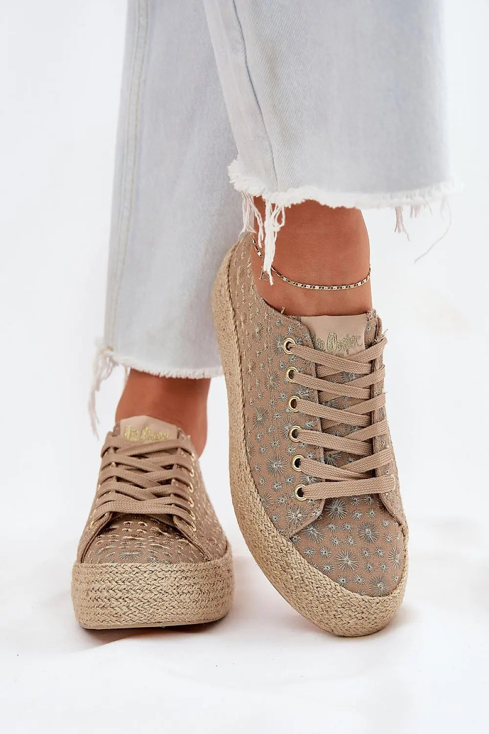  Baskets model 212620 Step in style 