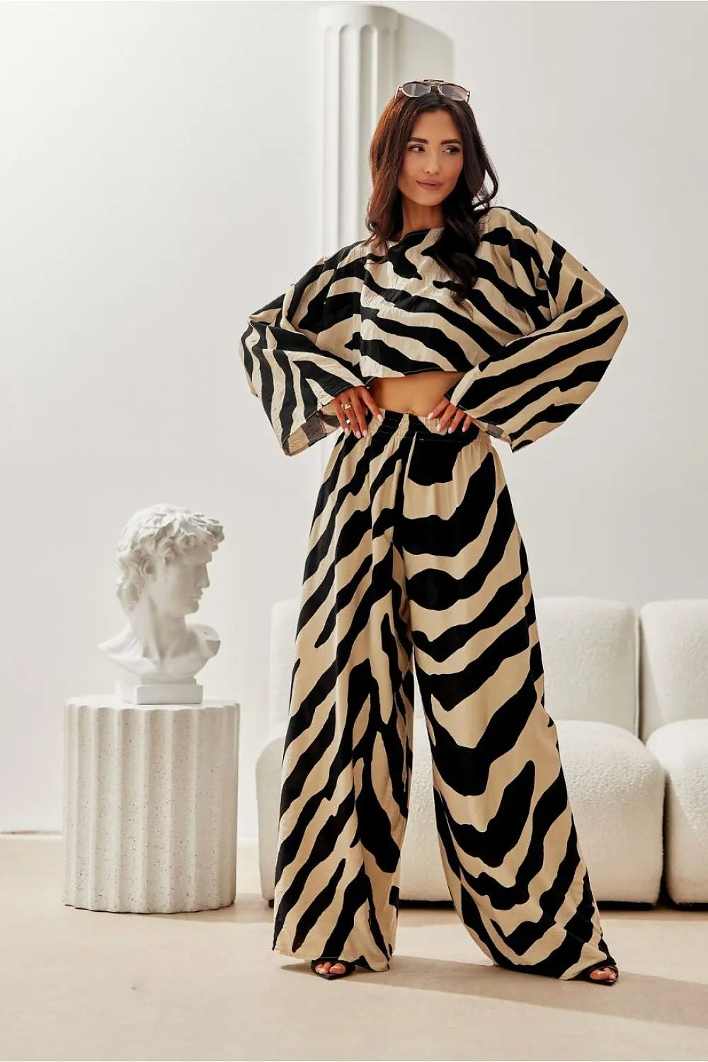  Pantalon femme model 214533 Roco Fashion 