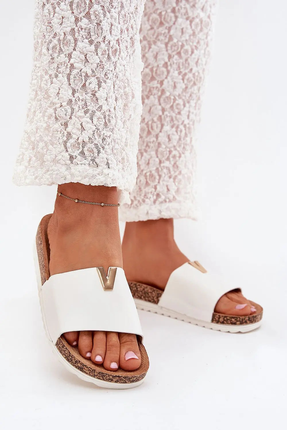  Clacquettes model 215744 Step in style 